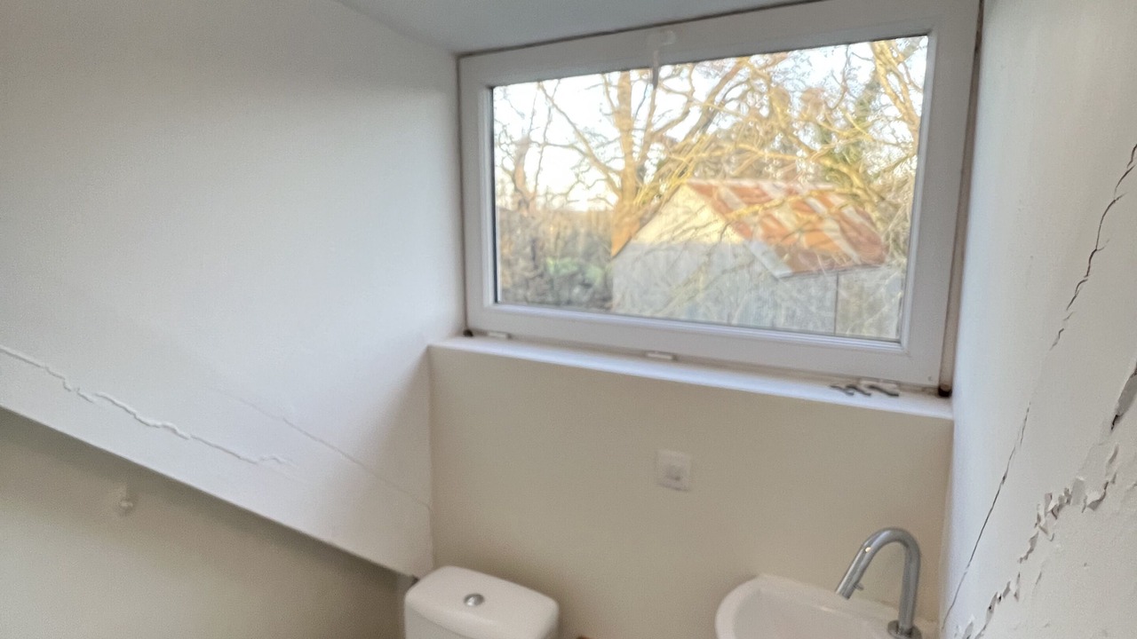 Photo of Bathroom in Credin