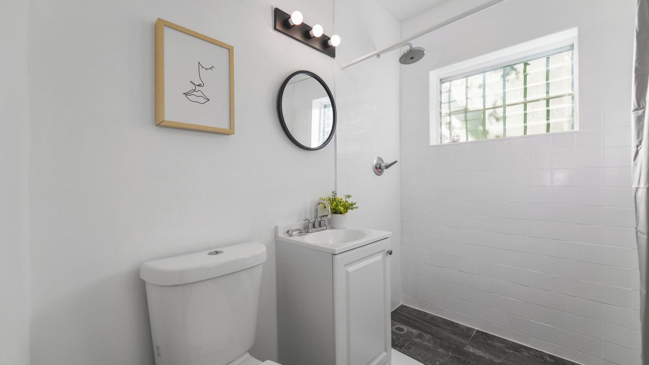 Photo of Bathroom in Northeast Miami
