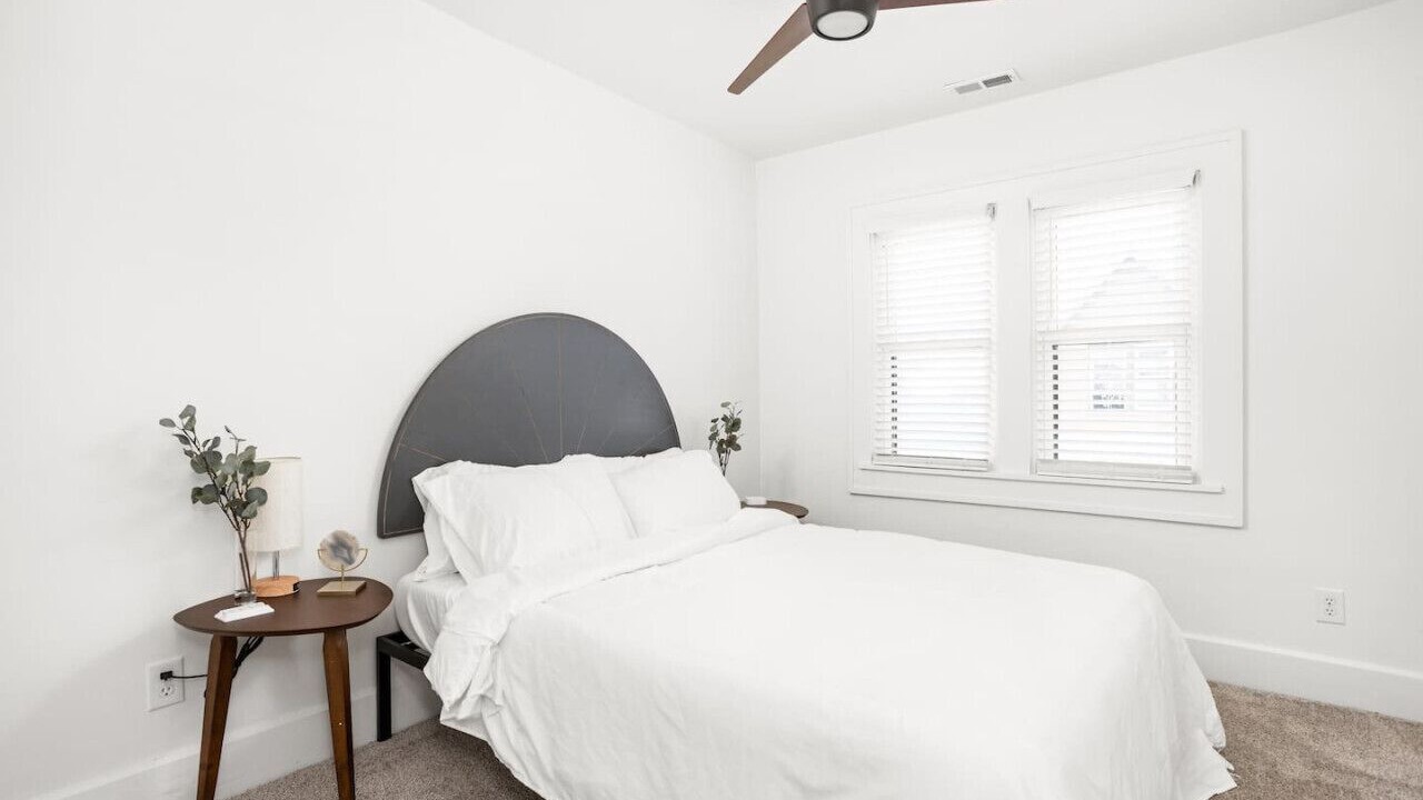 Photo of Bedroom in Holy Cross