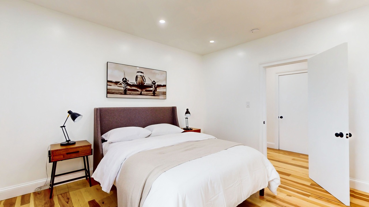 Photo of Bedroom in Everett