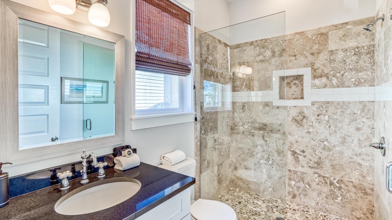 Photo of Bathroom in Village of Sugar Beach