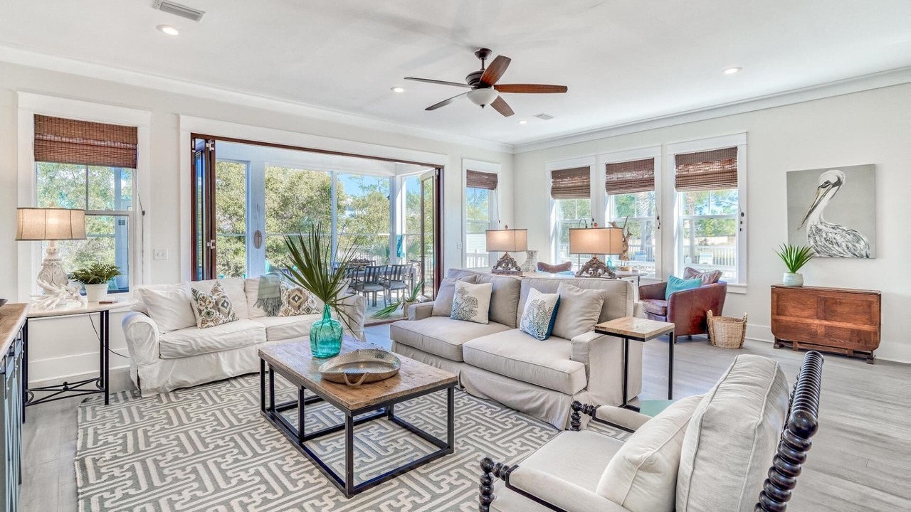 Photo of Livingroom in Village of Sugar Beach
