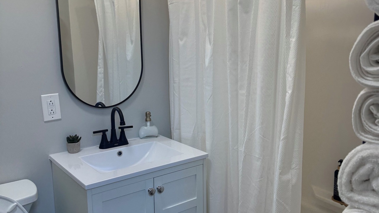 Photo of Bathroom in Lee