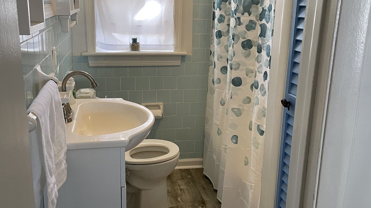 Photo of Bathroom in Grimstead