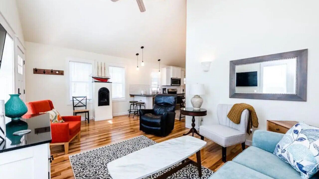 Photo of Livingroom in Paw Paw Lake