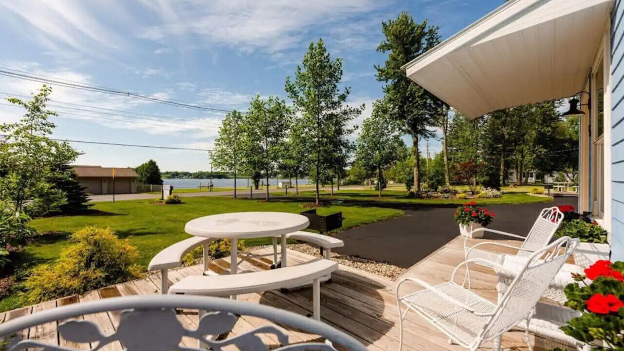 Photo of Outdoor in Paw Paw Lake