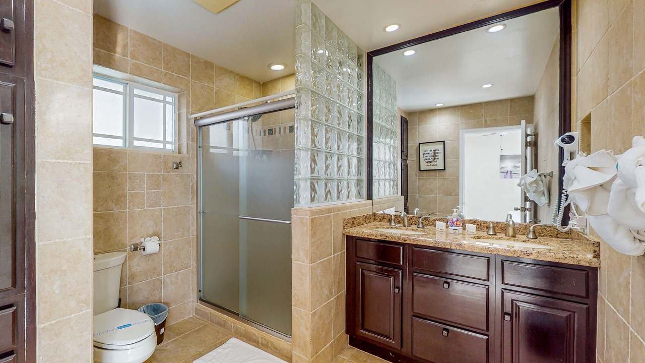 Photo of Bathroom in Hollywood Hills
