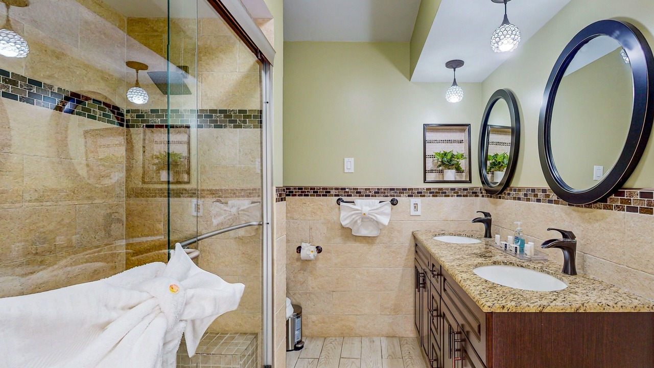 Photo of Bathroom in Hollywood Hills