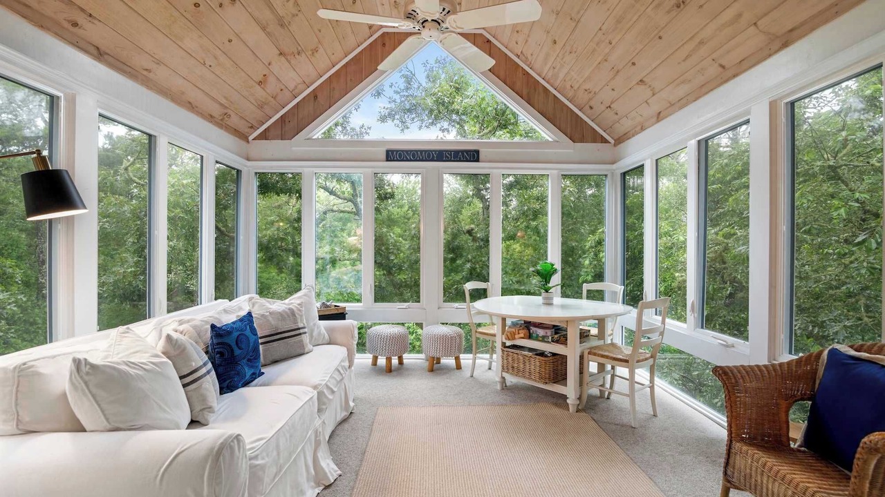 Photo of Livingroom in West Chatham