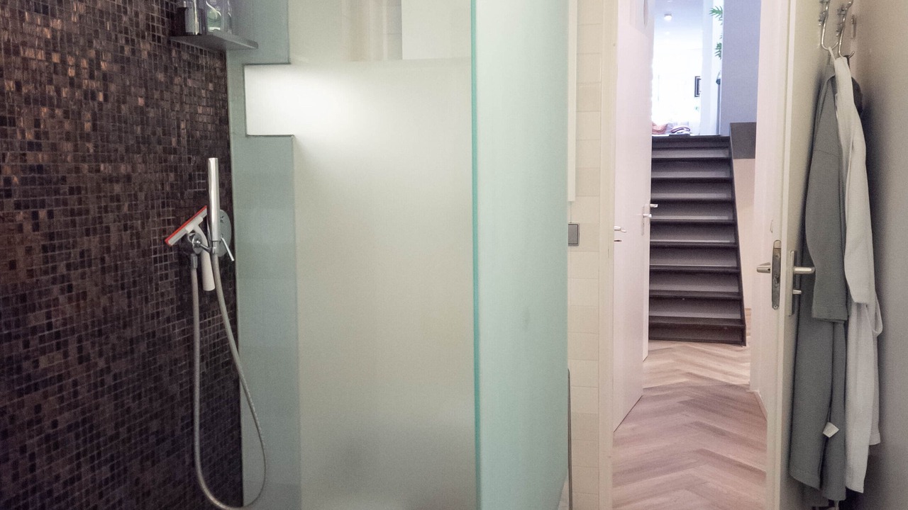Photo of Bathroom in Canal Ring