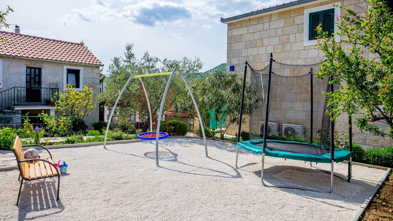 Photo of Others in Ostrvica
