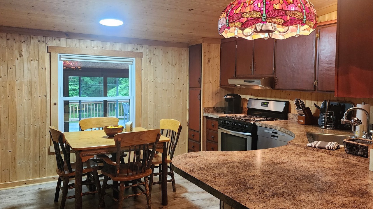 Photo of Kitchen in Inlet
