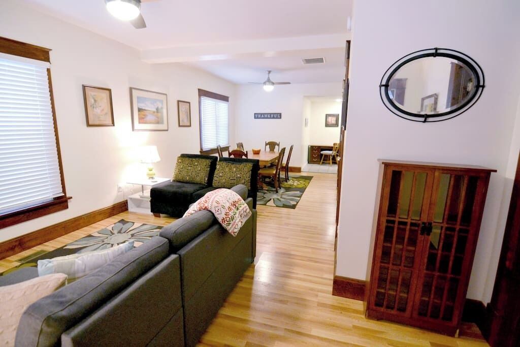 Photo of Livingroom in Bedford