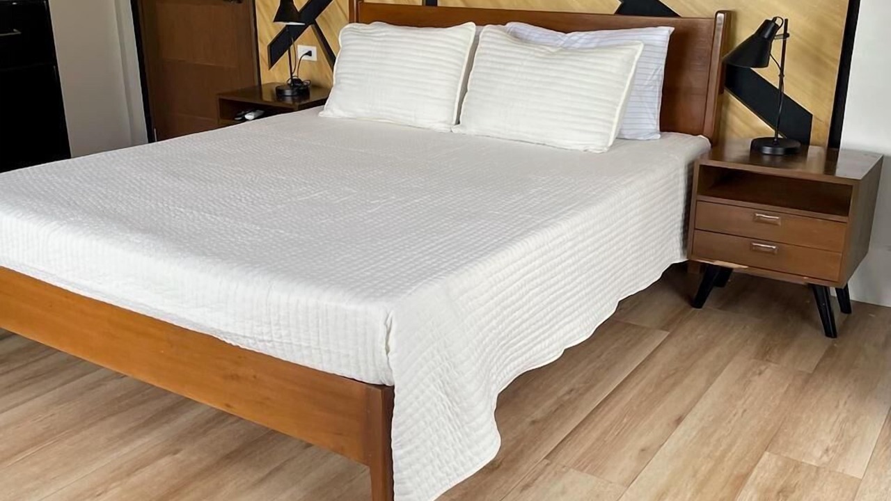 Photo of Bedroom in Pili