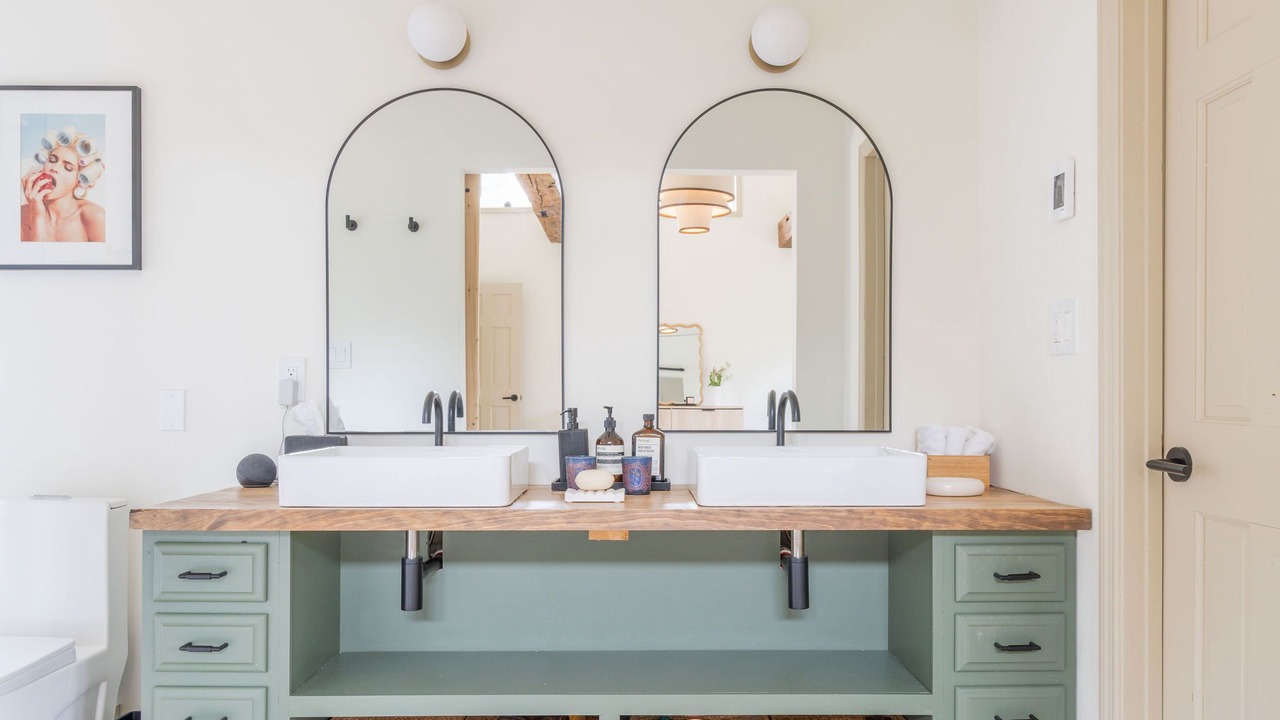 Photo of Bathroom in Kingston