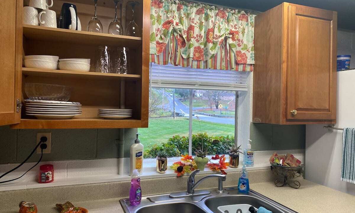 Photo of Kitchen in Cave Spring