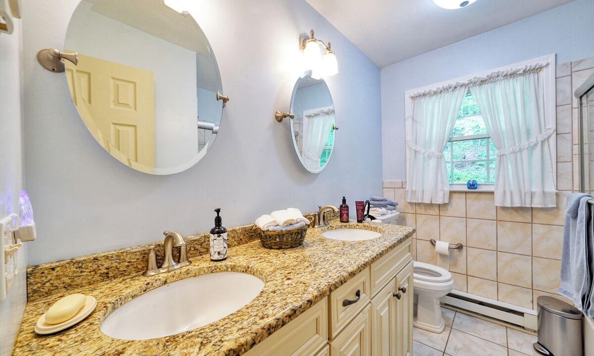 Photo of Bathroom in Cold Spring