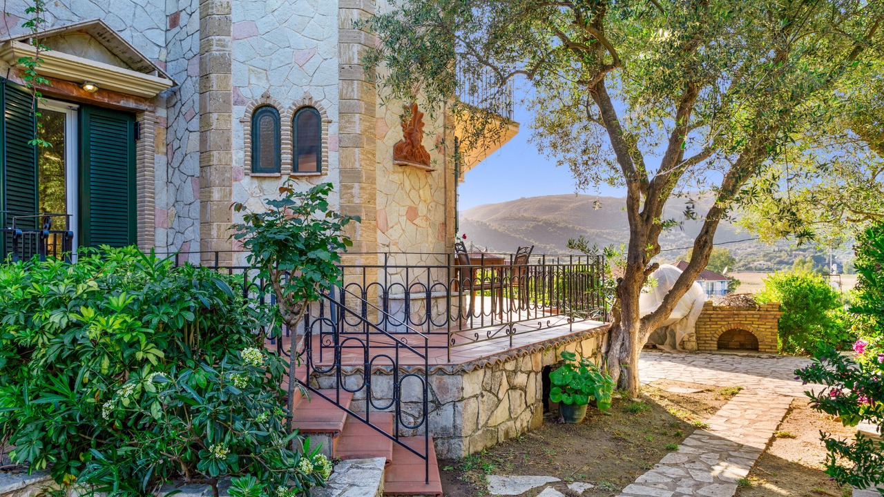 Photo of Patio Balcony in Limni Keri