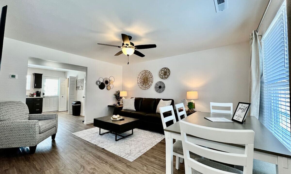 Photo of Livingroom in Batesville