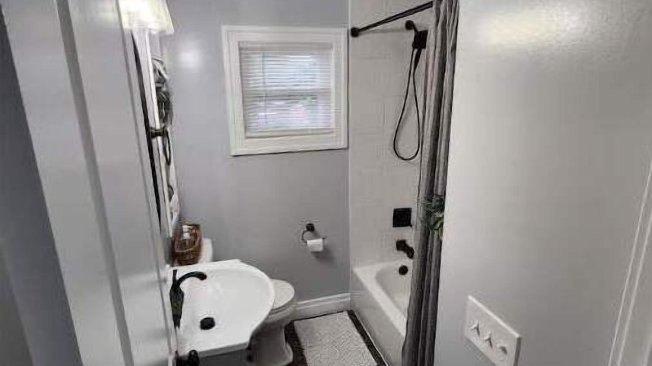 Photo of Bathroom in Lackawanna