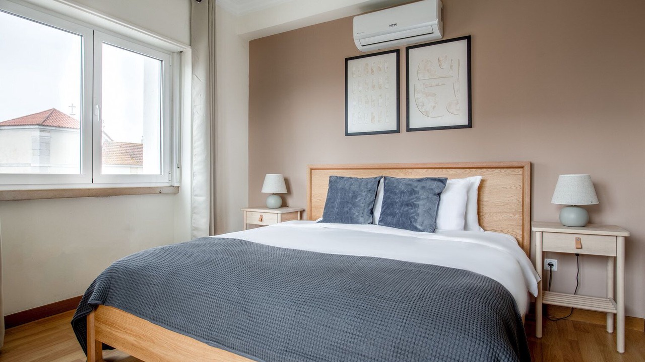 Photo of Bedroom in Linda-a-Velha