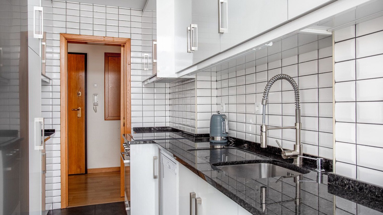 Photo of Kitchen in Linda-a-Velha