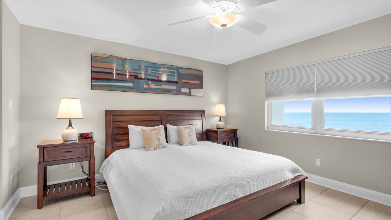 Photo of Bedroom in Pensacola Beach