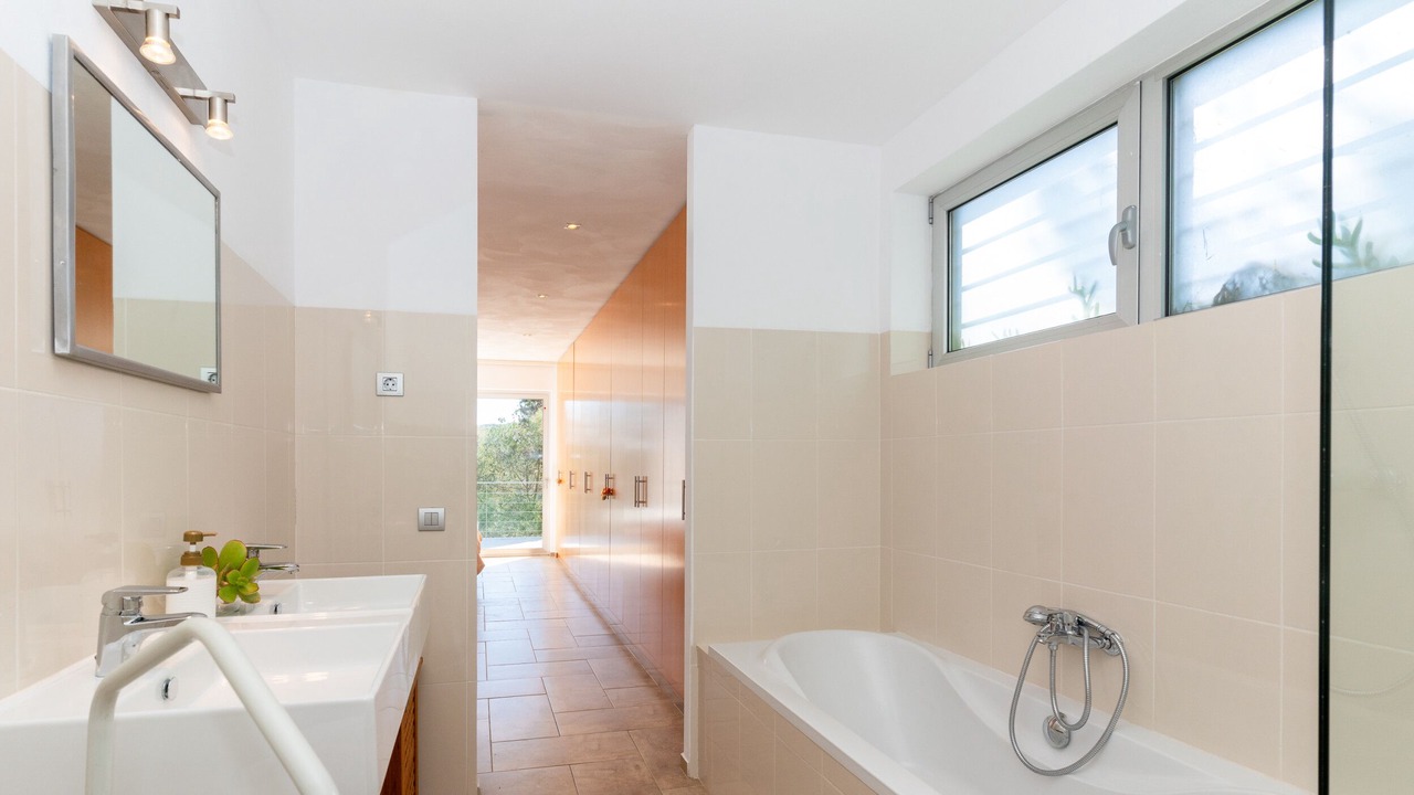 Photo of Bathroom in Olivella