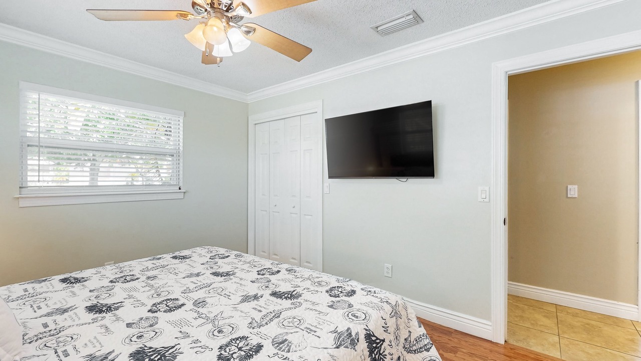 Photo of Bedroom in College Green Estates