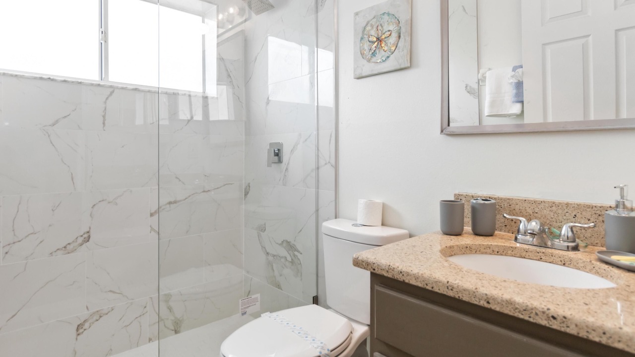 Photo of Bathroom in Bridgewater Crossing