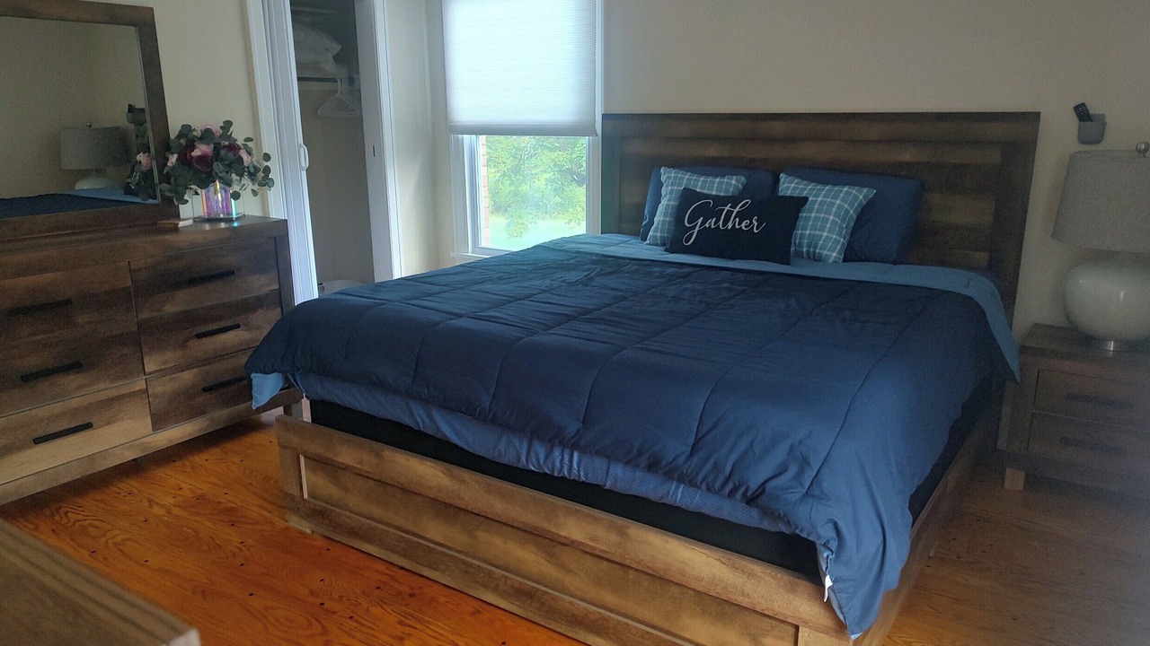 Photo of Bedroom in Springville