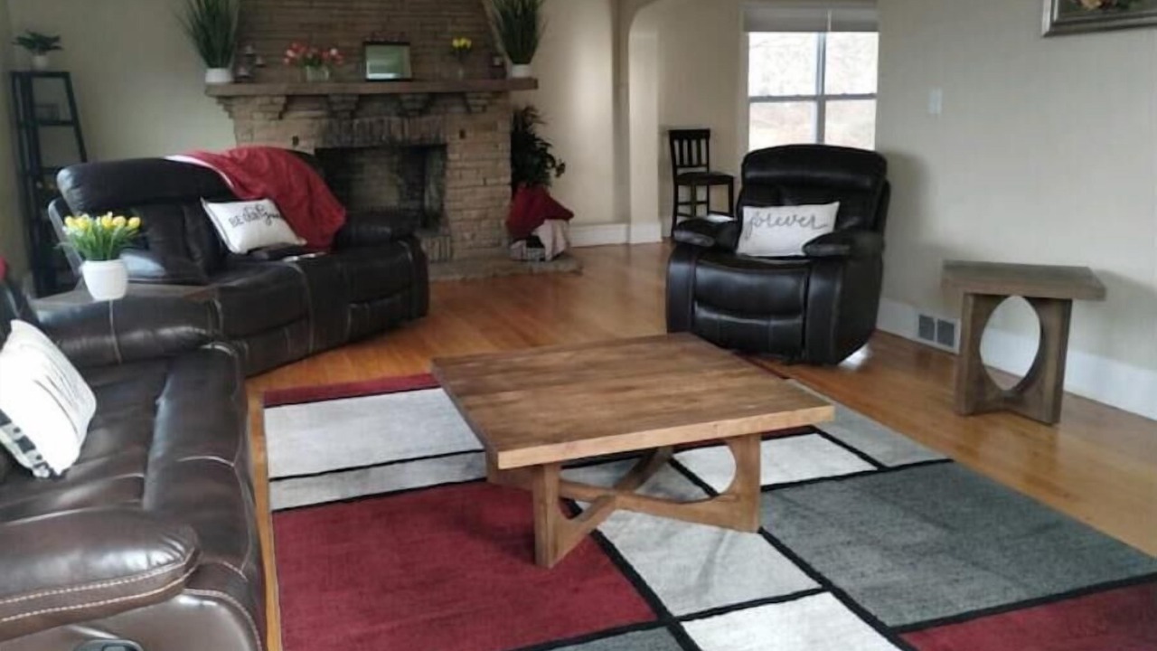 Photo of Livingroom in Springville