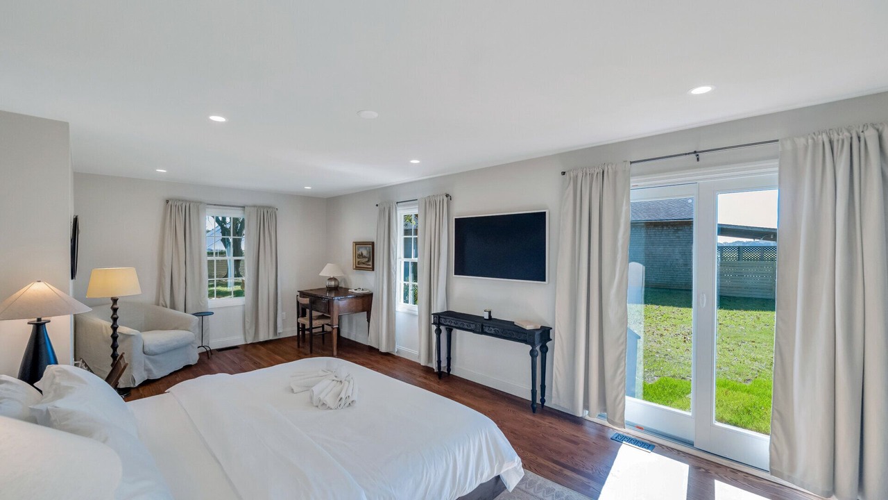 Photo of Bedroom in Northville