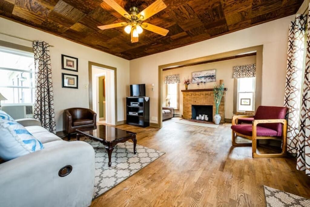 Photo of Livingroom in Three Oaks