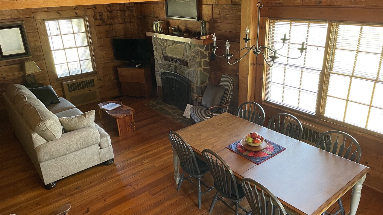 Photo of Livingroom in Natural Bridge