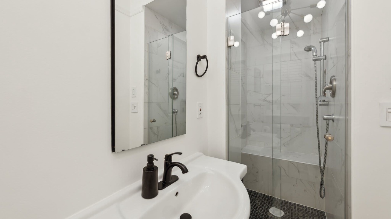 Photo of Bathroom in Logan Circle