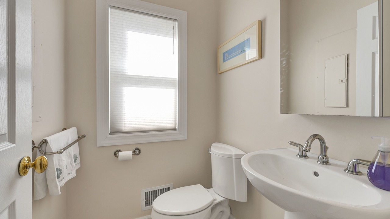 Photo of Bathroom in West Hampton Dunes