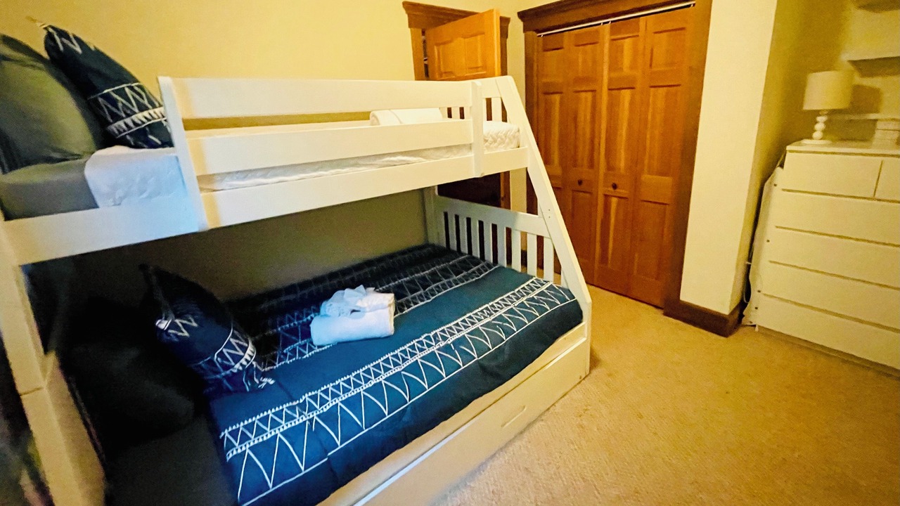 Photo of Bedroom in Linden