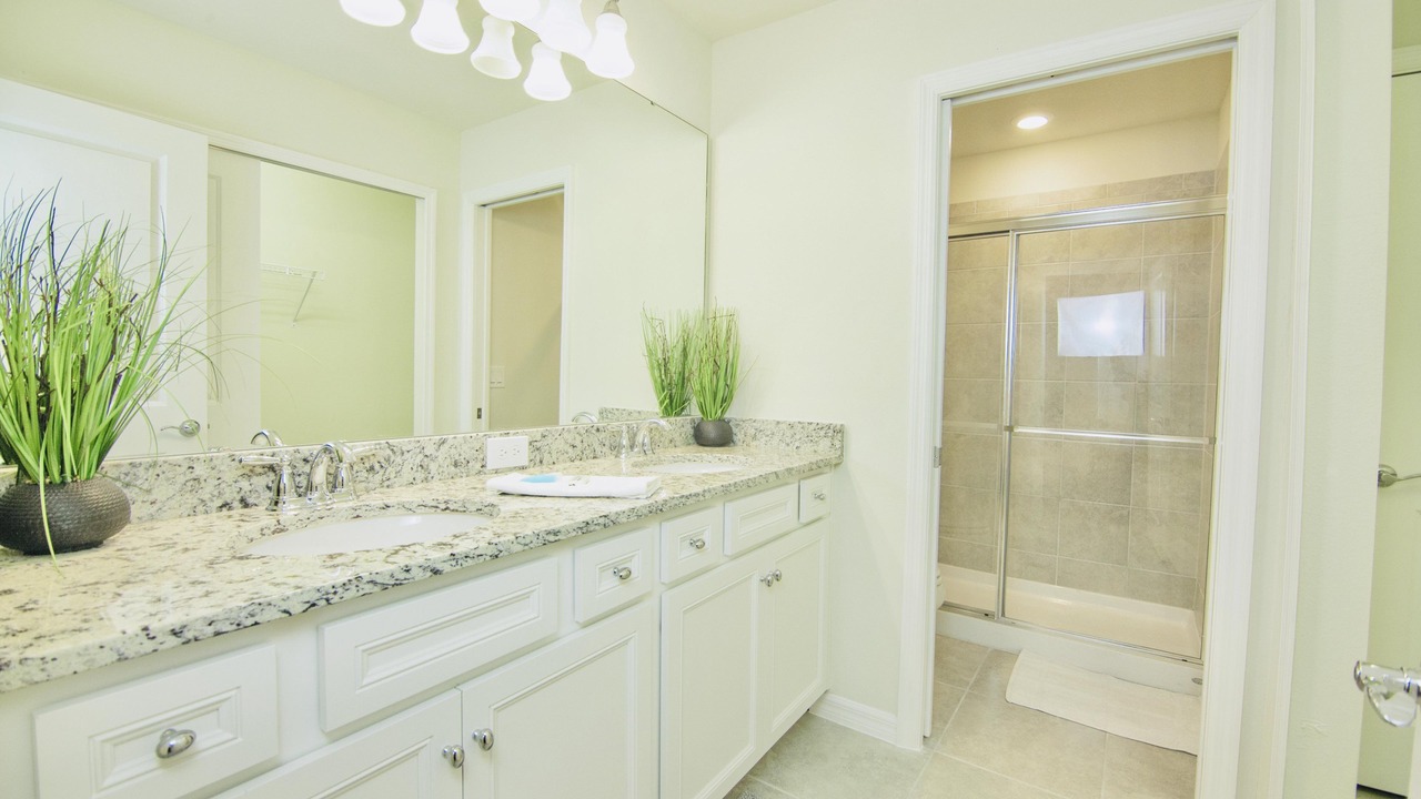 Photo of Bathroom in Davenport