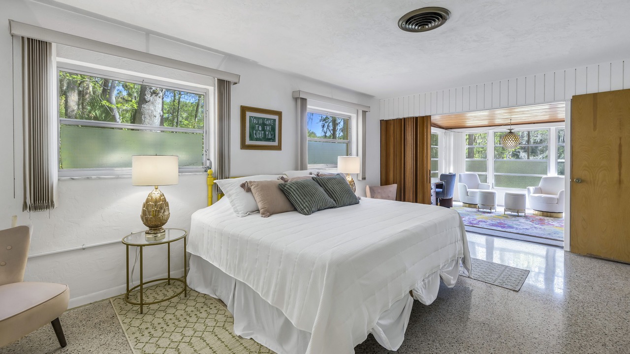 Photo of Bedroom in Dunnellon