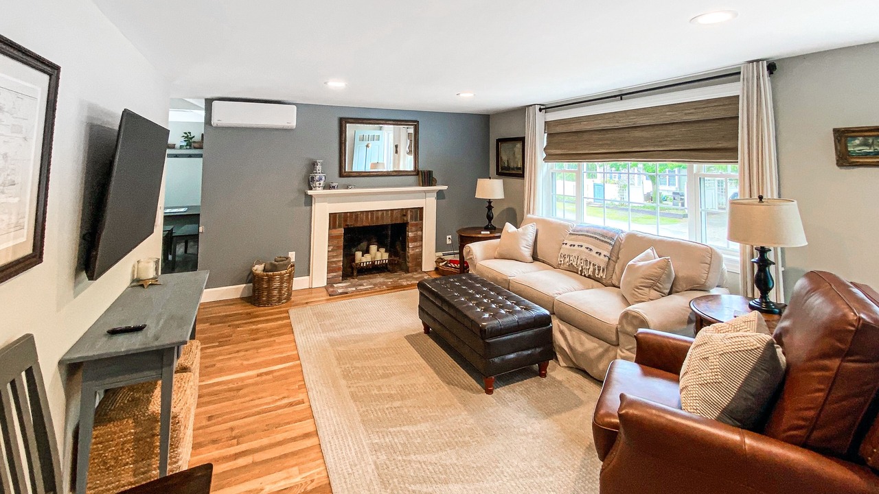 Photo of Livingroom in West Harwich
