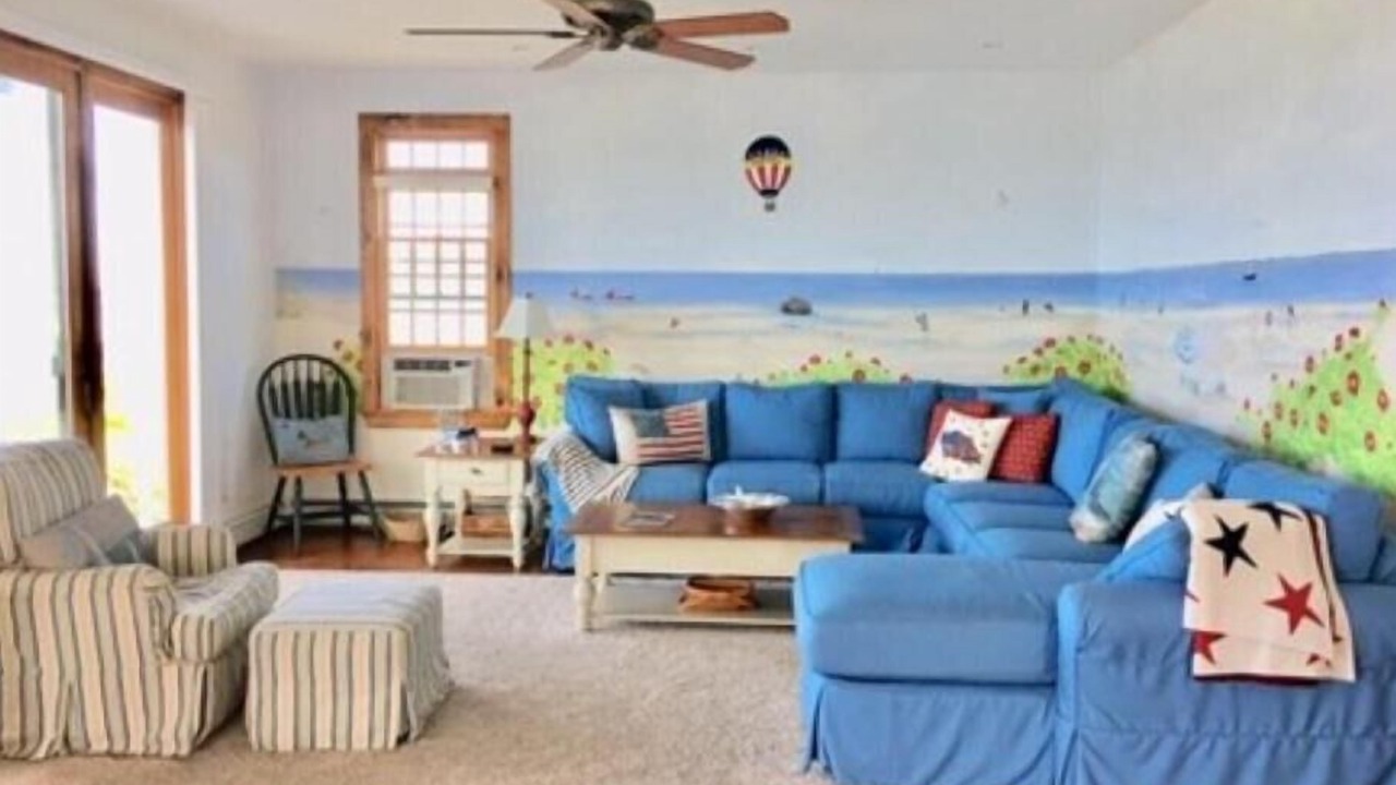 Photo of Livingroom in Dennis