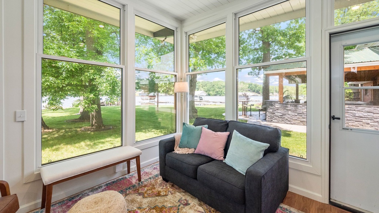 Photo of Livingroom in Monticello