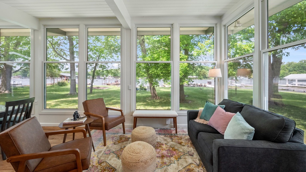 Photo of Livingroom in Monticello