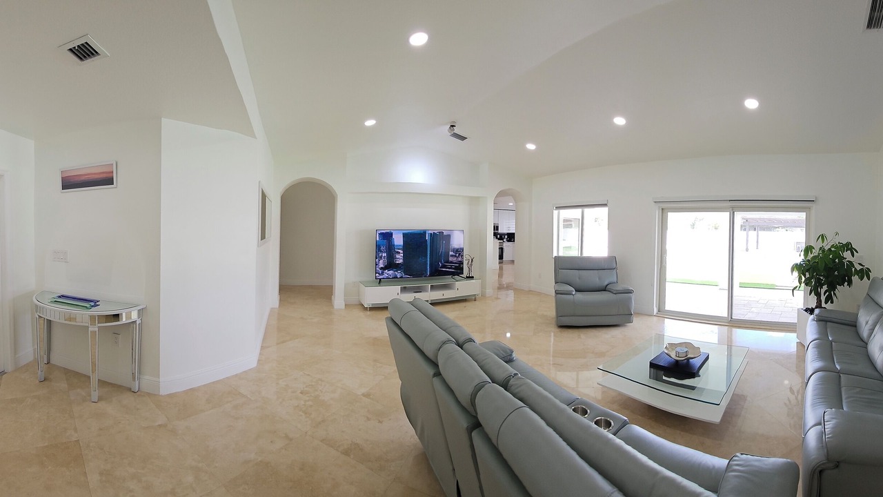 Photo of Bedroom in Homestead