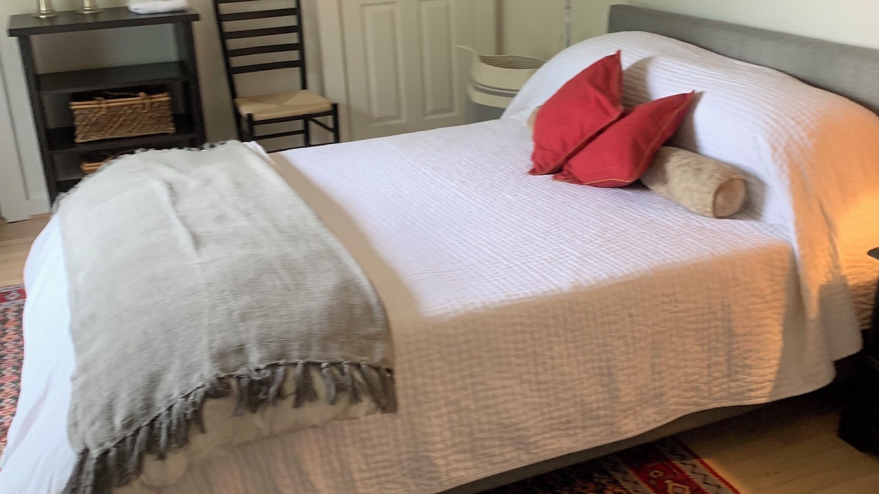 Photo of Bedroom in Batesville