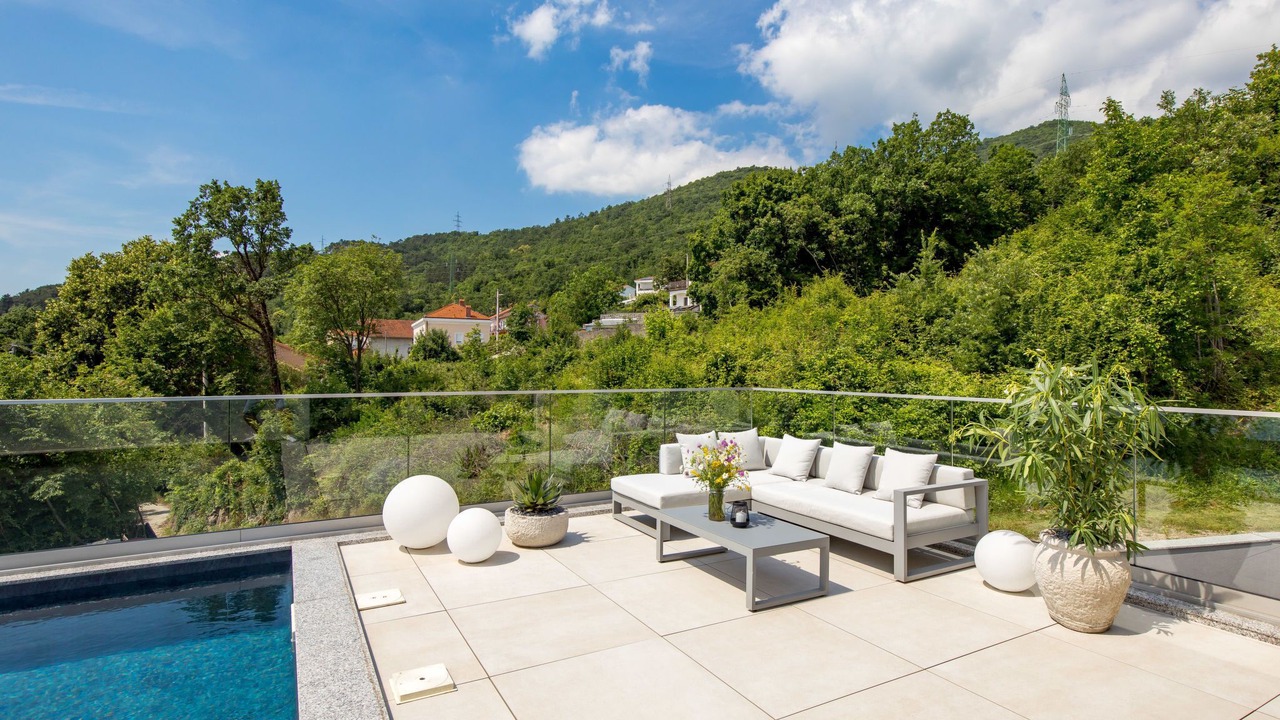 Photo of Outdoor in Bregi