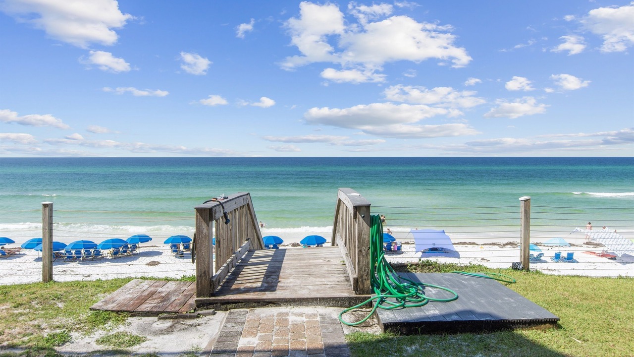 Photo of Outdoor in Lakeside at Blue Mountain Beach