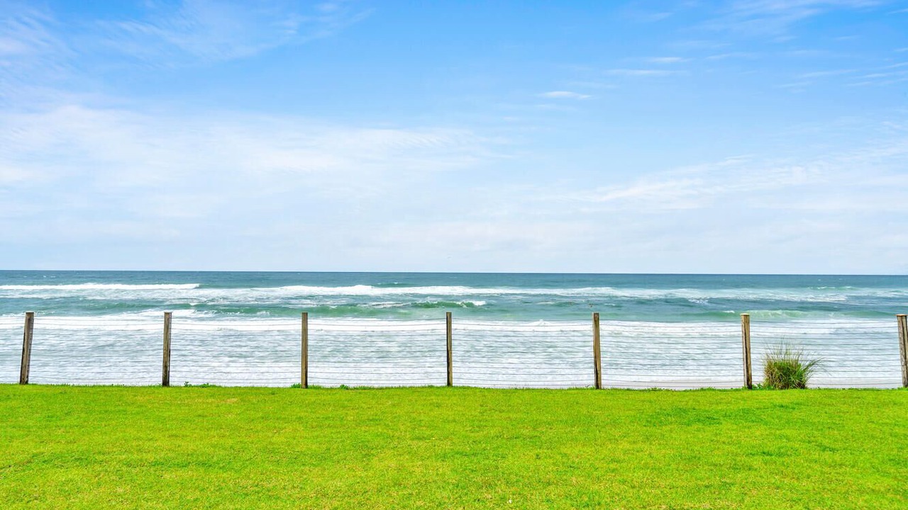 Photo of Outdoor in Lakeside at Blue Mountain Beach