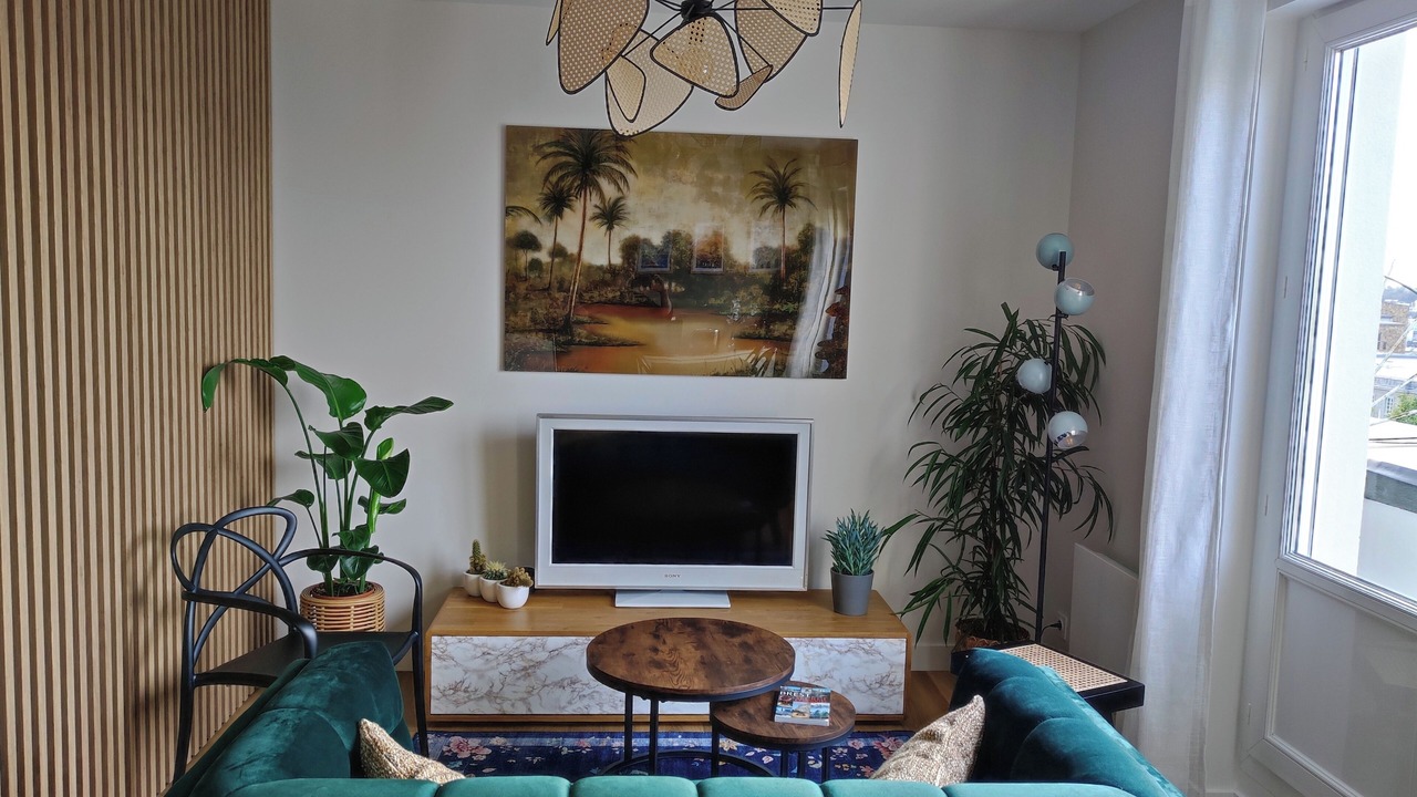 Photo of Livingroom in Downtown